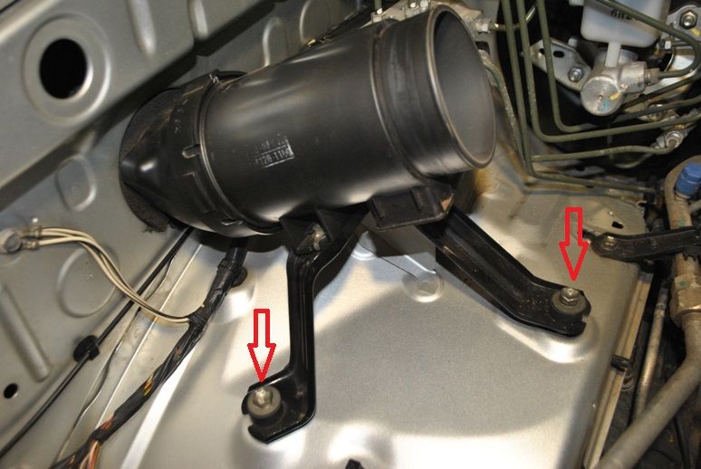 Cyclone Air Intake servicing V6 owners Hilux 4x4 Forum